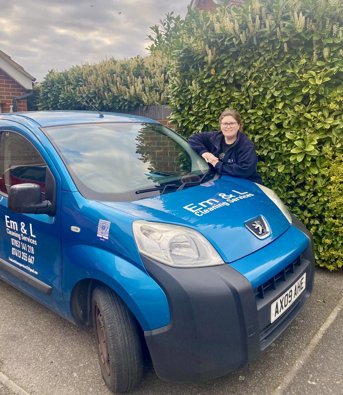 Clean and bright living room